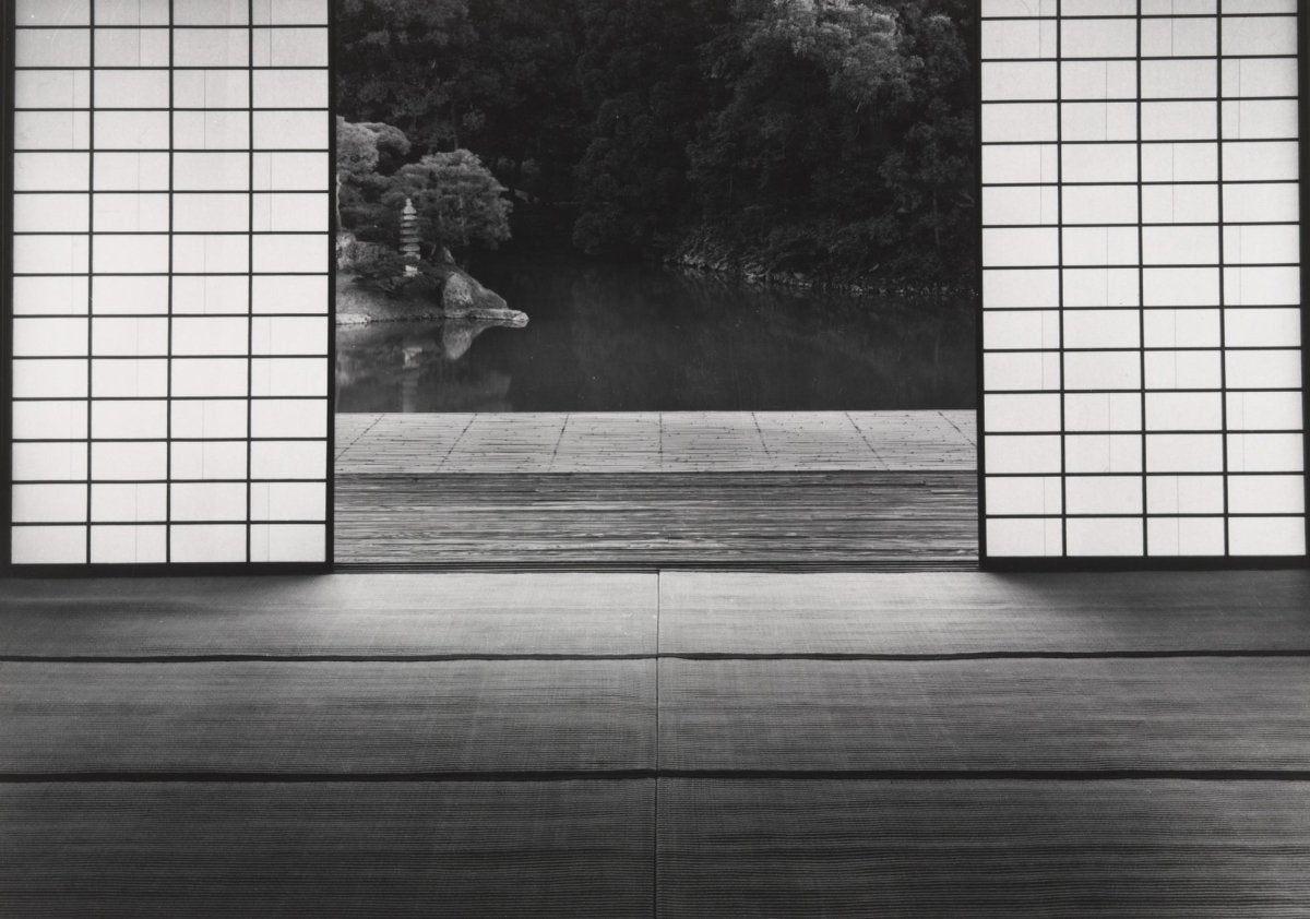 枯山水:深入了解日本庭園中的禪意美學 – dans le gris
