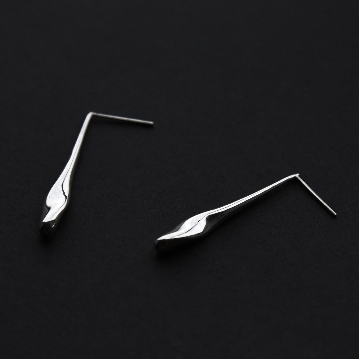 Drop Earrings - dans le gris